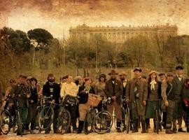 Madrid viaja en bicicleta a los tiempos del Charlestón