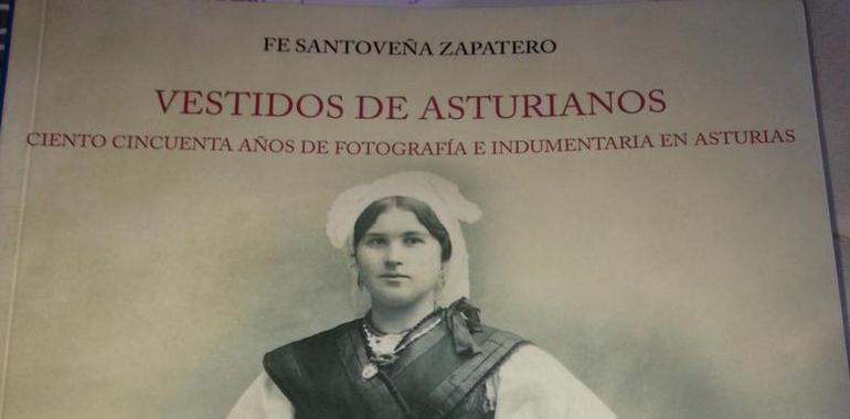 Presentación del libro "Vestidos Asturianos"