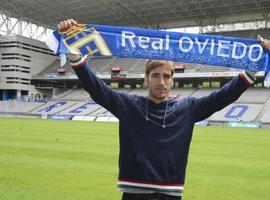 Alba: \"Firmar por el Oviedo me parece un salto muy importante en mi carrera\"