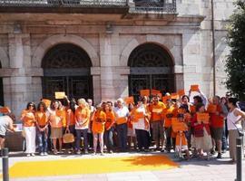 Los trabajadores sociales asturianos gritan ¡Basta! a los recortes