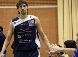 Agustín Prieto también renueva por el Oviedo Baloncesto
