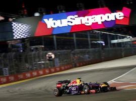 Vettel domina de principio a fin en Singapur