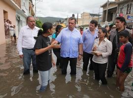 Guerrero entrega más de 40 mil despensas a familias afectadas por las lluvias