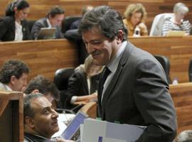 Javier Fernández, partidario de \"rebajar el voltaje político\" en Cudillero