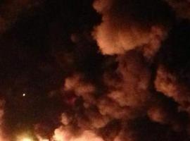 Arden tres invernaderos en los viveros de La Curtia, Castrillón