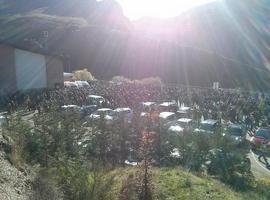 Multitudinario adiós a los mineros fallecidos en un funeral conjunto en Santa Lucía de Gordón (León)