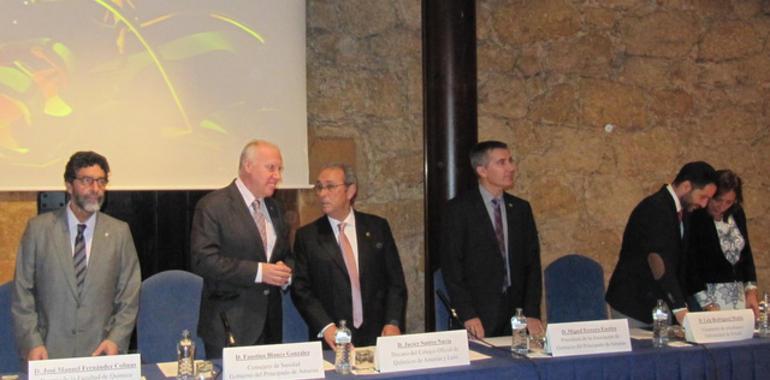 Blanco destaca la buena disposición del alcalde de Oviedo para facilitar la apertura del nuevo HUCA