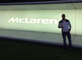 Facu Regalia probó el simulador de McLaren F1