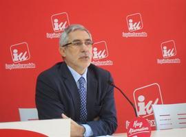  Llamazares insta a Fernández a elegir entre IU o el PP a la hora de apoyar las cuentas