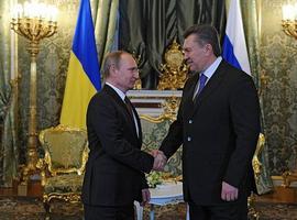 Ucrania se entrega al abrazo del Oso