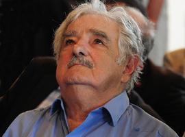Mujica defiende suministro energético a Argentina más como \"una cuestión de derechos humanos”