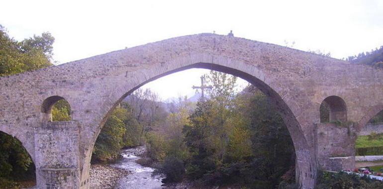 El puente de Cangas de Onís en la exposición Ingeniería en la España medieval