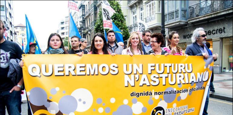 La lengua asturiana reclama sus derechos, un año más, frente a la proscripción 