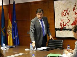 Fernández resalta que España afronta el cambio de Jefatura del Estado con estabilidad democrática