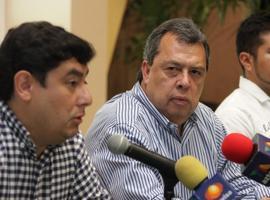Gobernador de Guerrero promete castigo para los policías asesinos de decenas de estudiantes