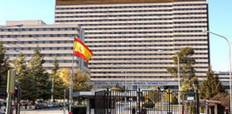 El capitán asturiano herido en República Centroafricana se recupera ya en Madrid
