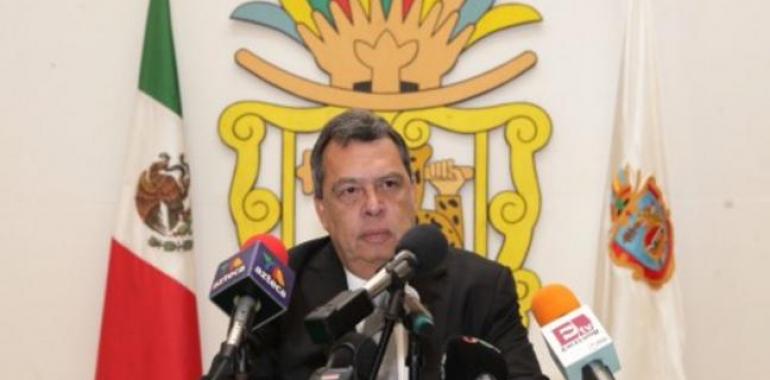 Dimisión del gobernador de Guerrero aumenta el tejido de sospechas y complicidades 