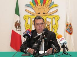 Dimisión del gobernador de Guerrero aumenta el tejido de sospechas y complicidades 