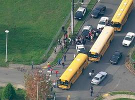 Dos muertos y tres heridos muy graves tras tiroteo en colegio de Seatle