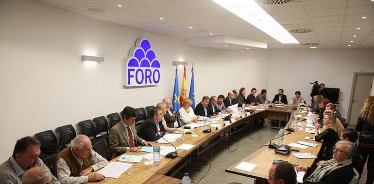 #Foro avala la compatibilidad empresarial de Roces y Martínez y urge investigar a Esther Díaz