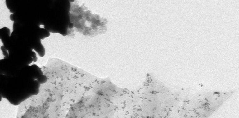 Exfolian grafito para obtener grafeno de alta calidad y nanomateriales combinados