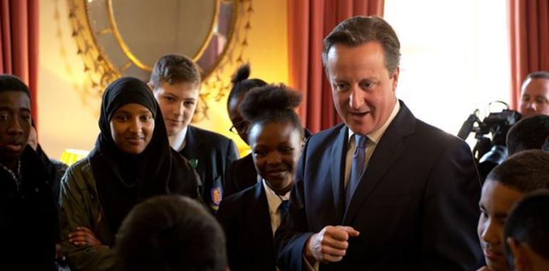 Cameron quier espulsar inmigrantes "mendigos y estafadores"
