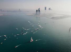 La flota de la VOR parte de Abu Dhabi rumbo a China