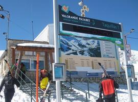 2.125 esquiadores eligieron Pajares y Fuentes de Invierno en el fin de semana