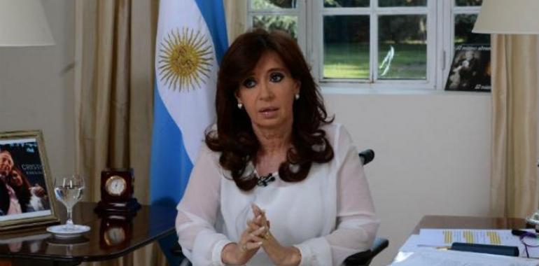 Presidenta Cristina disuelve aparato de Inteligencia tras oscura muerte de fiscal Alberto Nisman