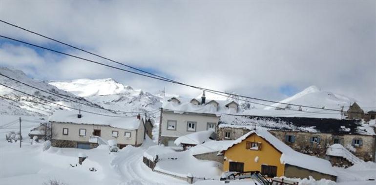 Aemet anuncia más nieve para el sábado en Asturias