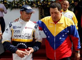 Chávez destaca éxito del piloto venezolano Pastor Maldonado 