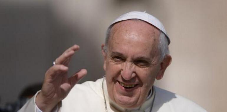 Papa Francisco desvela en entrevista sus miedos y pensamientos íntimos
