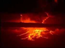 Volcán Wolf de la isla Isabela en Galápagos erupciona tras 33 años de silencio
