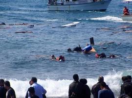 Cientos de muertos en otro naufragio de emigrantes frente a las costas libias  