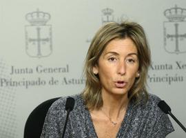 Landa advierte de "la situación dramática" de los ganaderos asturianos y critica la "inacción" de Fernández