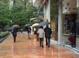 2 alertas naranja, por viento y olas y otra amarilla por lluvias para hoy en Asturias