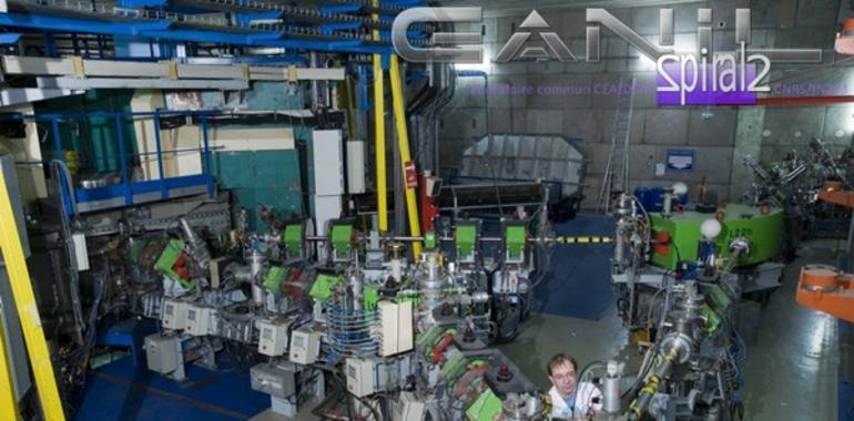 Desarrollos y aplicaciones de detectores y aceleradores de partículas, en el CNA