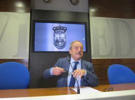 El alcalde de Oviedo recuerda sus atribuciones a los socios de Gobierno
