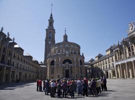 Más de 20.000 firmas apoyan la declaración de la Laboral de Gijón como BIC