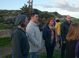 Cinco periodistas de turismo de Irlanda visitan Llanes