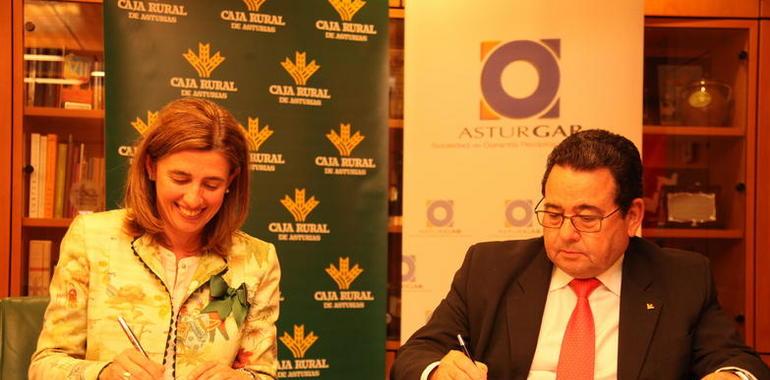 Caja Rural de Asturias renueva con Asturgar su firme compromiso con las empresas asturianas