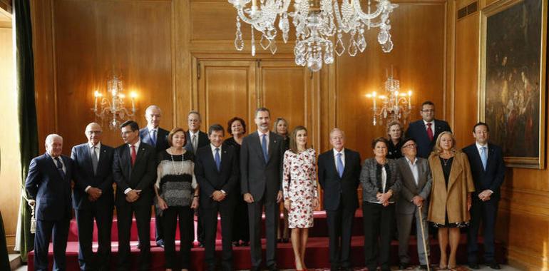 Los Reyes reciben a los galardonados con las Medallas de Asturias 2016