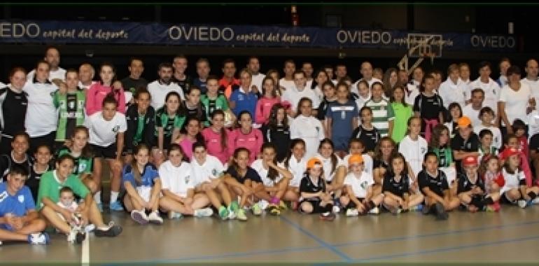 Los socios del Real Oviedo tendrán entrada reducida para ver al Oviedo Moderno