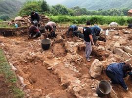 UniOvi inicia campaña arqueológica en la necrópolis medieval de L.linares, en Belmonte
