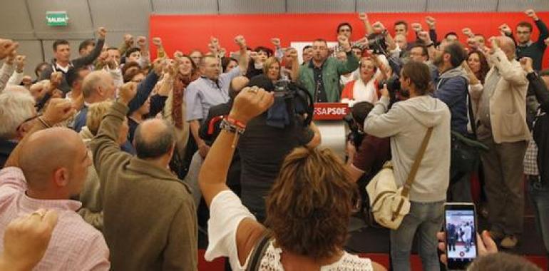 Adrián Barbón gana las primarias a la secretaría general de la FSA-PSOE