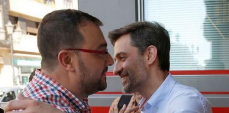 Acuerdo entre Barbón y Pérez para el reparto proporcional de delegados