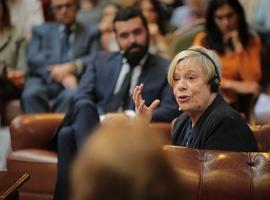 Karen Armstrong defiende el ecumenismo en Oviedo