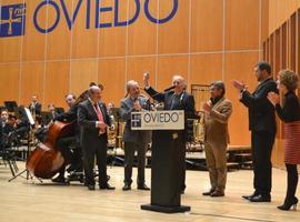 La Banda de Música Ciudad de Oviedo recibe la Medalla de Plata local