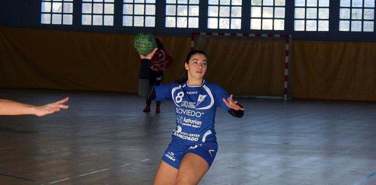 Meritorio triunfo del Oviedo Balonmano Femenino