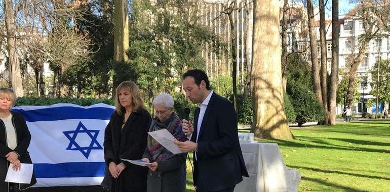 Acto en memoria de las víctimas del Holocausto en Oviedo